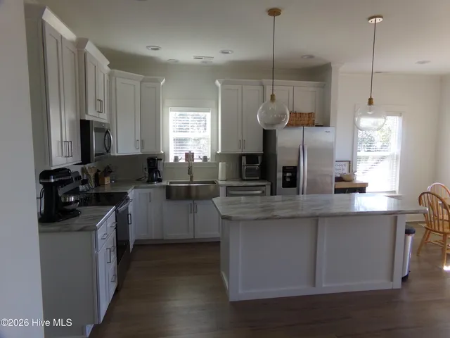 $724,900 | 1919 Waterway Street Southwest, Supply, NC 28462