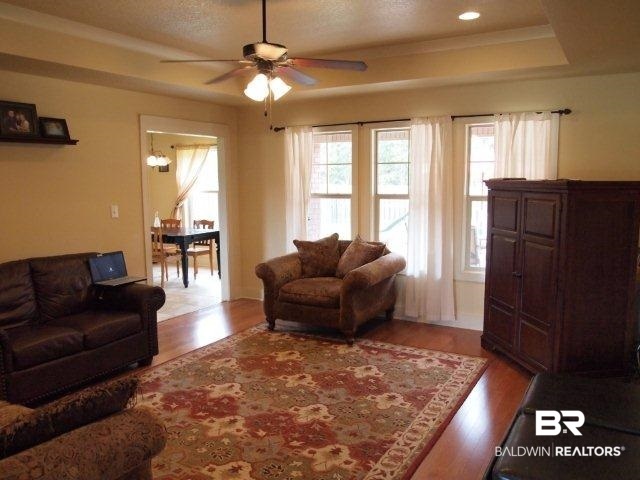 22081 Garland Loop Silverhill, AL 36576 - Photo 4 of 20 Living Room