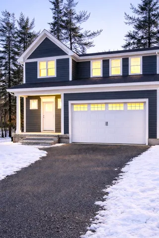 $799,900 | 12 Charlotte Drive, Unit 5, Dover, NH 03820