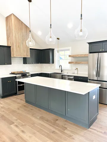 $799,900 | 12 Charlotte Drive, Unit 5, Dover, NH 03820