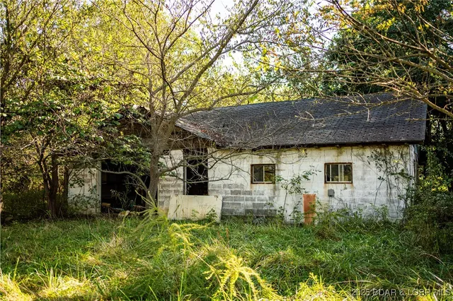 $400,000 | 22595 South 2225 Road, Milo, MO 64767