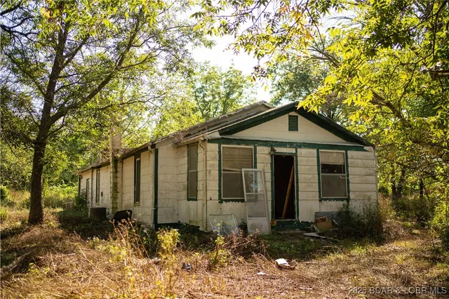 $400,000 | 22595 South 2225 Road, Milo, MO 64767