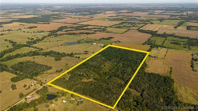 $400,000 | 22595 South 2225 Road, Milo, MO 64767