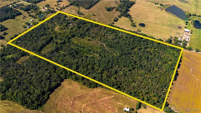 $400,000 | 22595 South 2225 Road, Milo, MO 64767