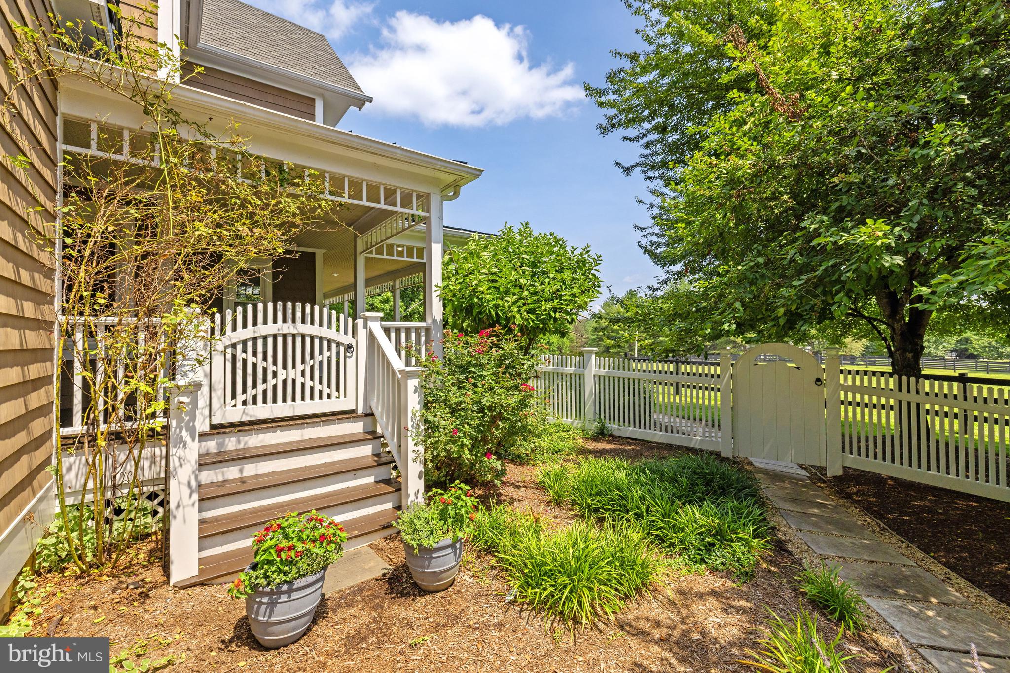 19967 Telegraph Springs Road Purcellville, VA 20132 - Photo 4 of 58