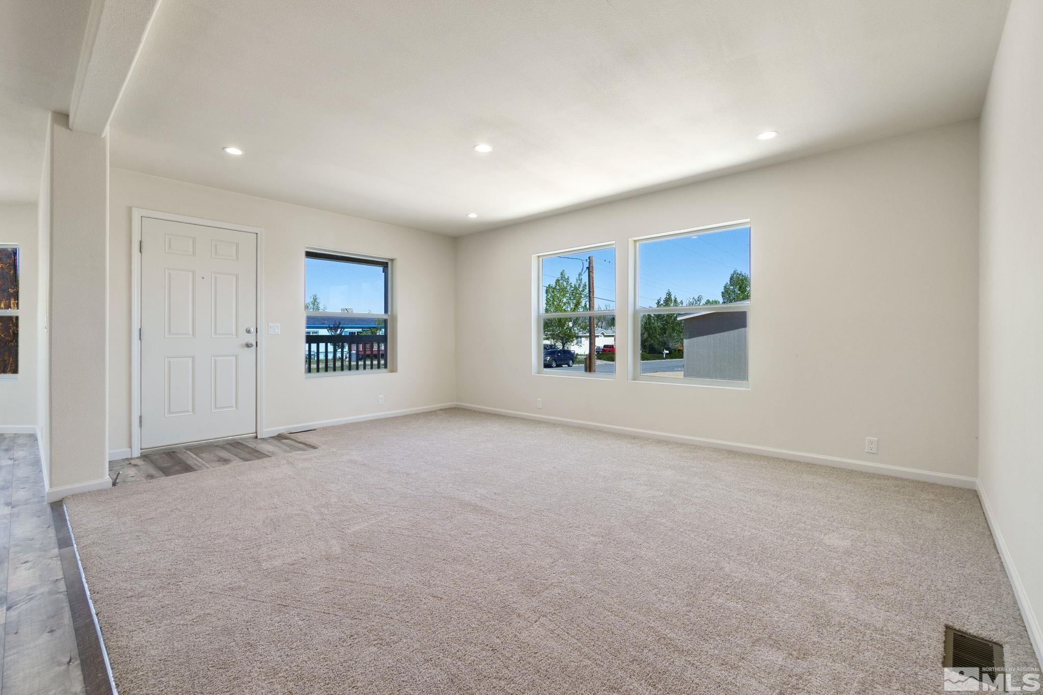 252 Westbrook Lane Reno, NV 89506 - Photo 10 of 36 Photo 10