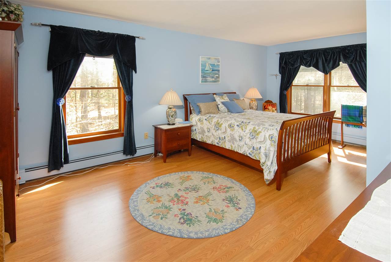 210 South Road Kensington, NH 03833 - Photo 17 of 32