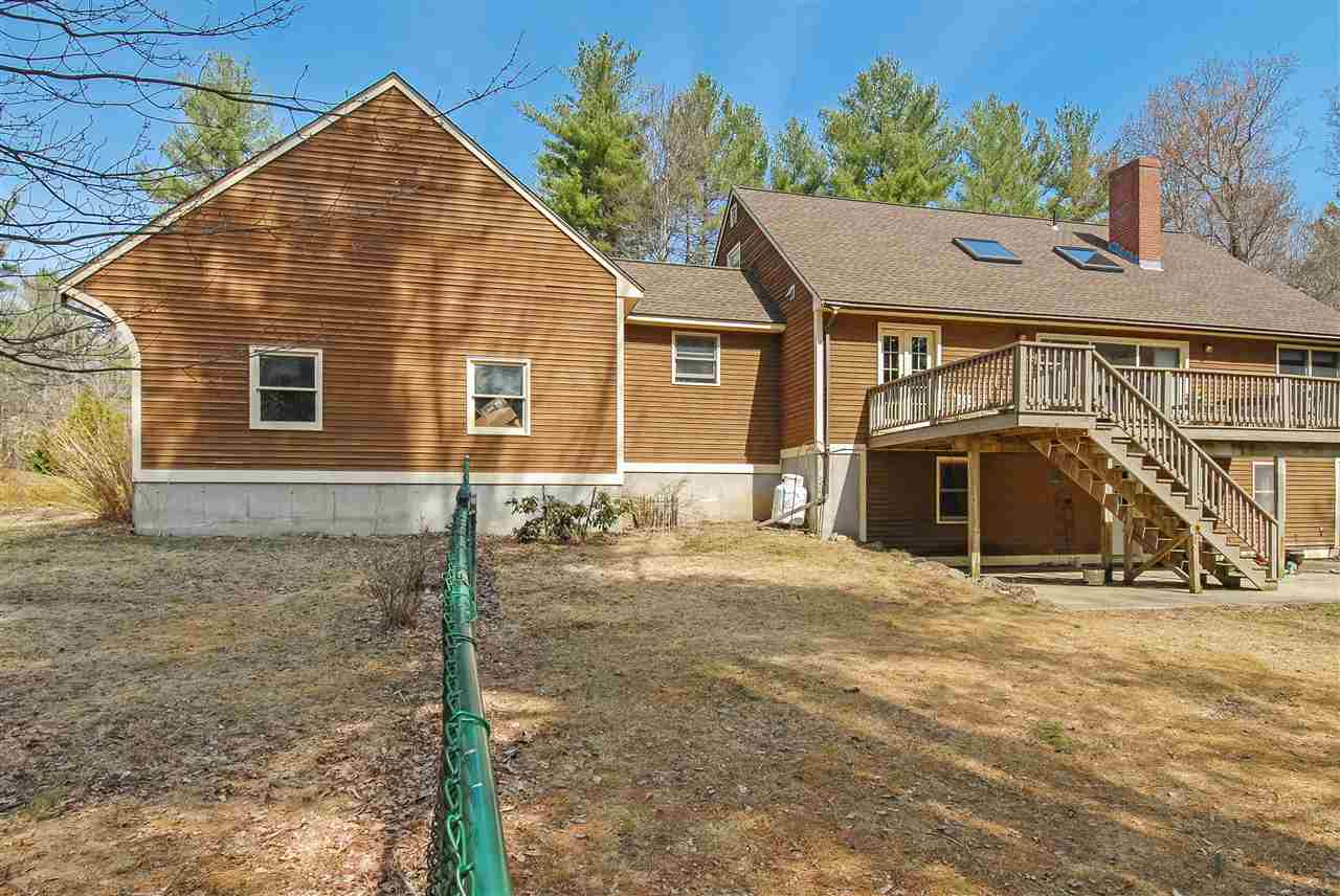 210 South Road Kensington, NH 03833 - Photo 3 of 32