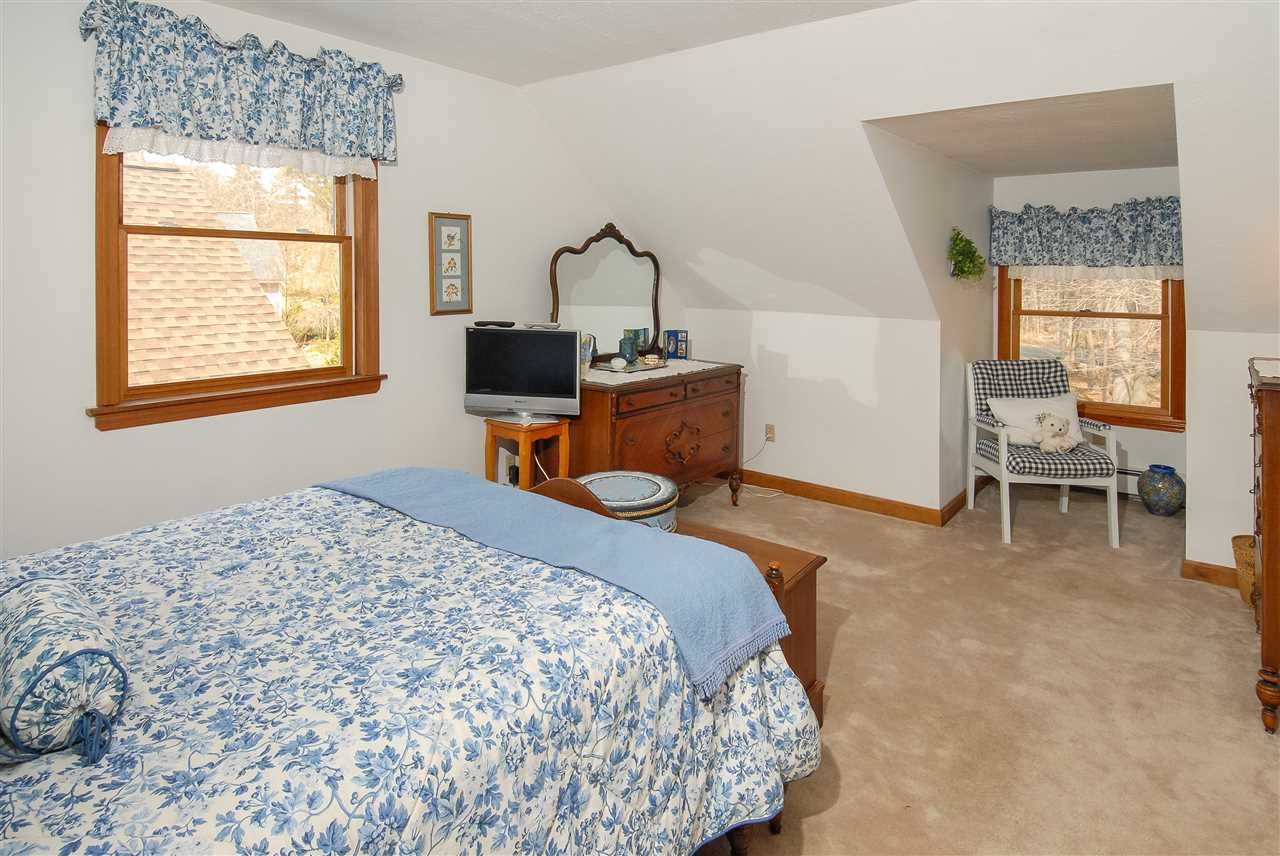210 South Road Kensington, NH 03833 - Photo 25 of 32