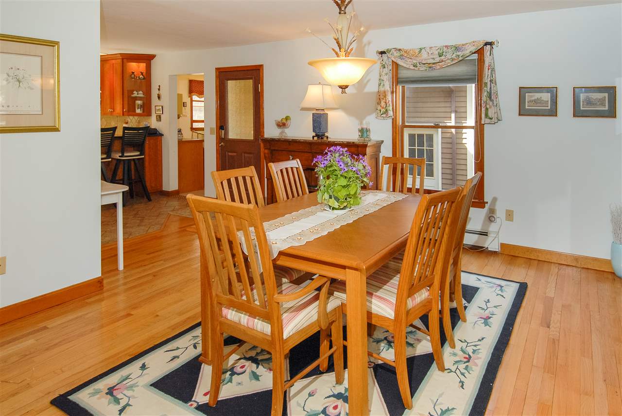 210 South Road Kensington, NH 03833 - Photo 10 of 32