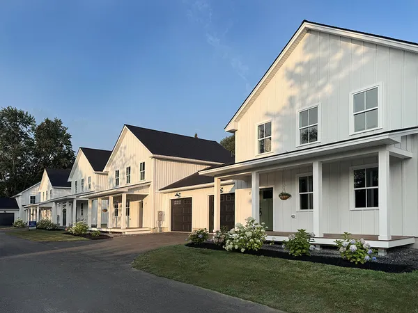 $475,000 | 15 Magnolia Lane, Unit 15, Gardiner, ME 04345