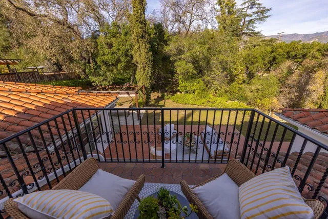 $2,950,000 | 300 West Santa Ana Street, Ojai, CA 93023