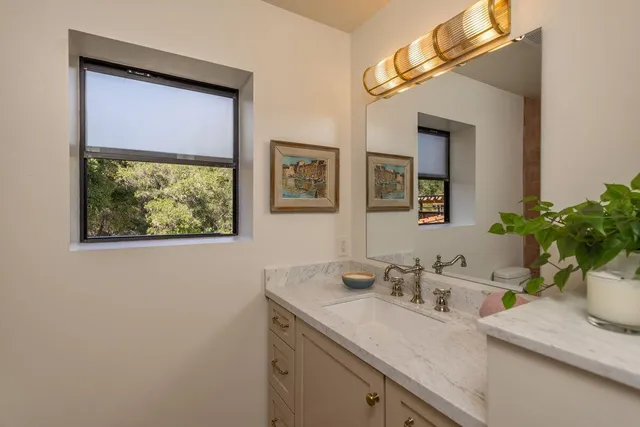 $2,950,000 | 300 West Santa Ana Street, Ojai, CA 93023