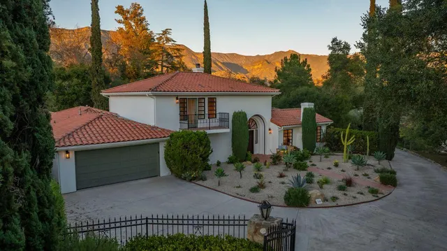 $2,950,000 | 300 West Santa Ana Street, Ojai, CA 93023