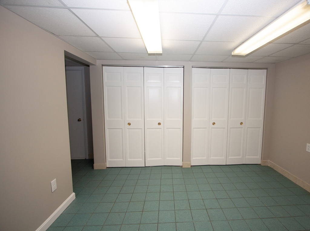 21 Siani Road Leicester, MA 01542 - Photo 19 of 31