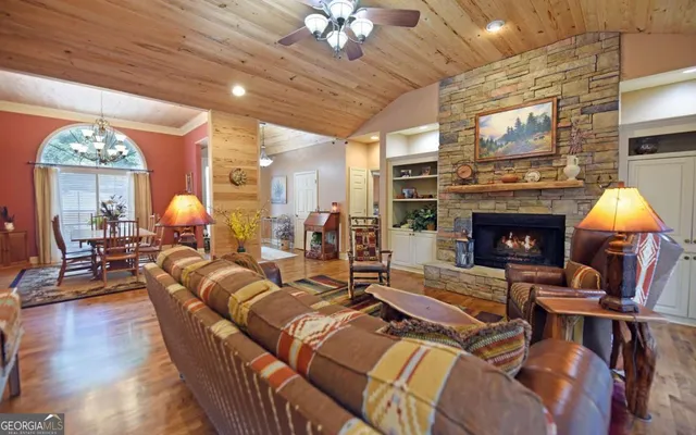 $798,000 | 4819 Itsey Trail, Hiawassee, GA 30546