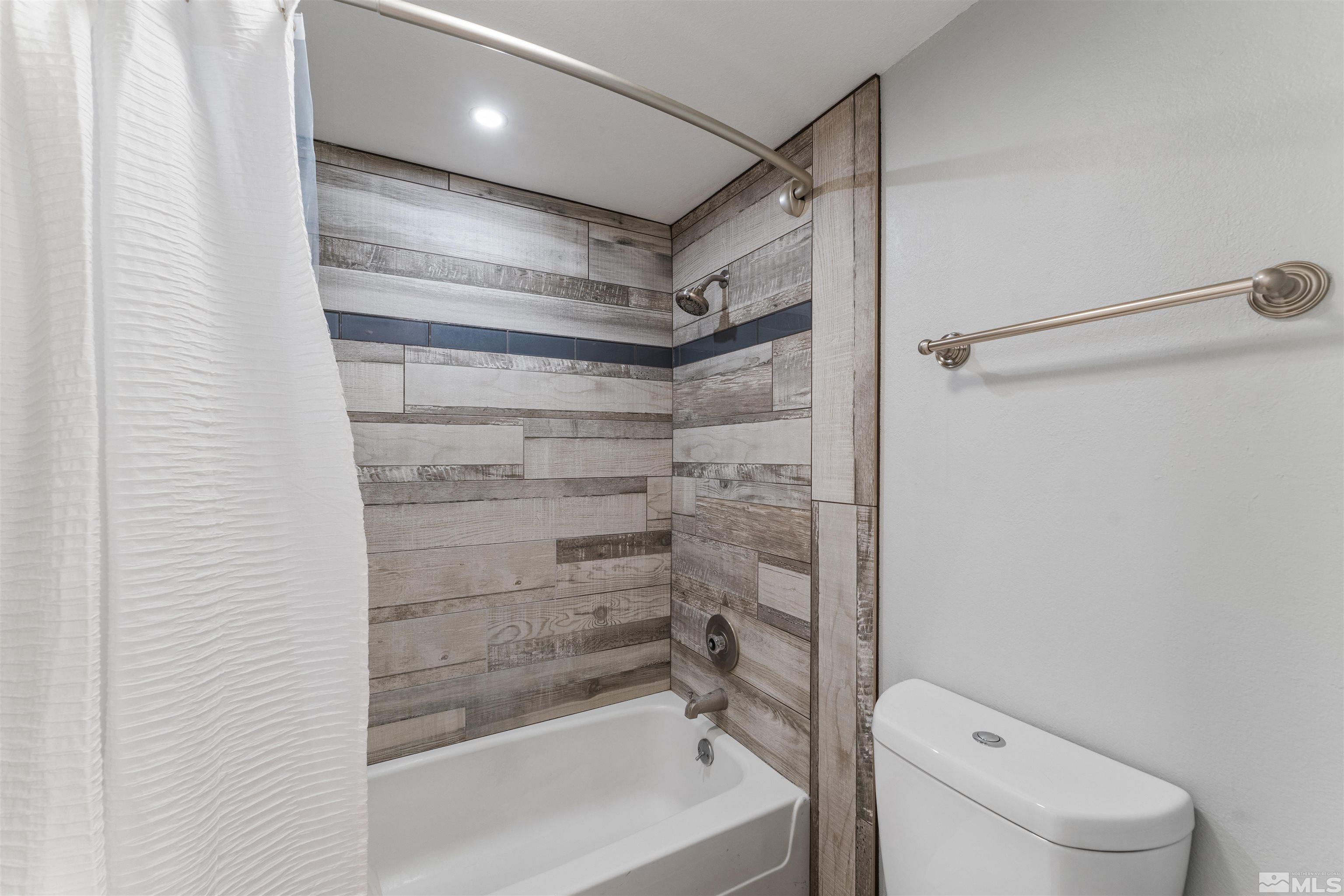 25 Vista Rafael Parkway Reno, NV 89503 - Photo 16 of 20 Photo 16