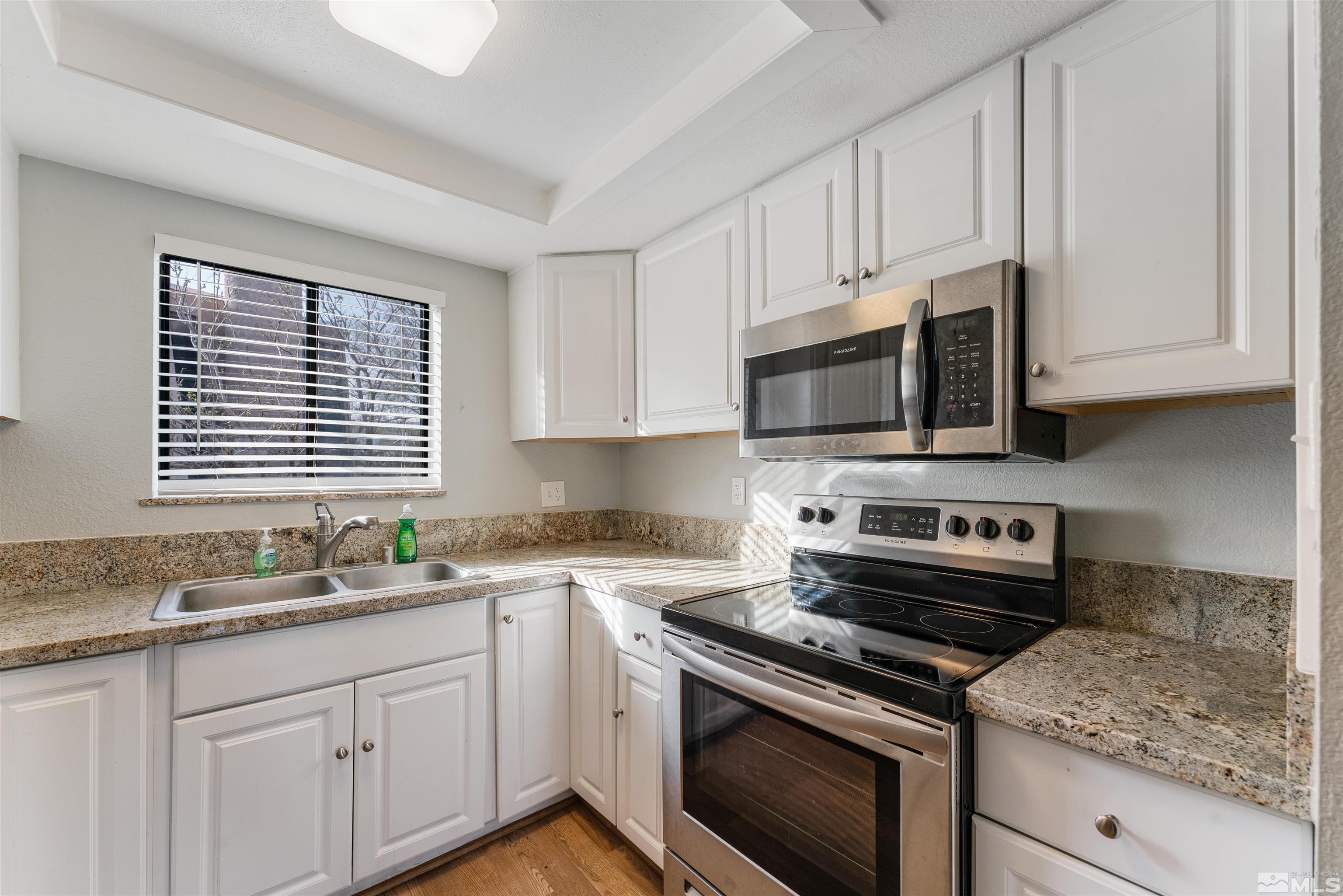 25 Vista Rafael Parkway Reno, NV 89503 - Photo 7 of 20 Photo 7