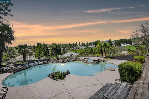 $4,350,000 | 4665 Kingswood Drive, Danville, CA 94506