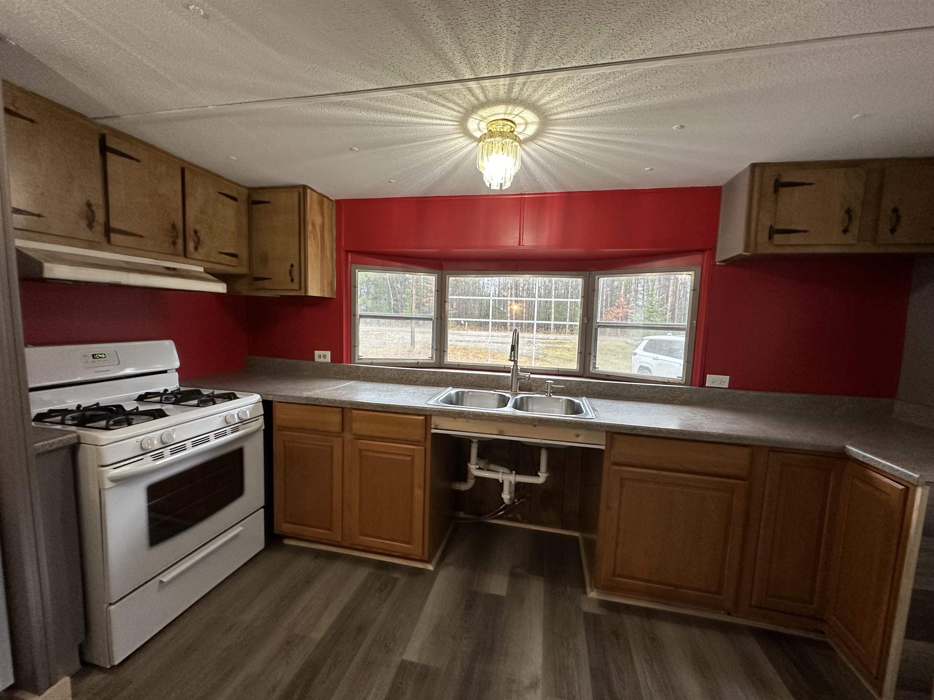 264 East Ridge Road Gladwin, MI 48624 - Photo 11 of 20