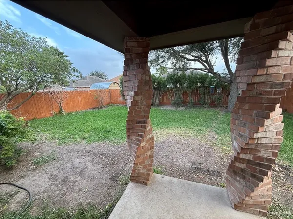 $1,600 | 3836 Frontier Drive, Edinburg, TX 78539