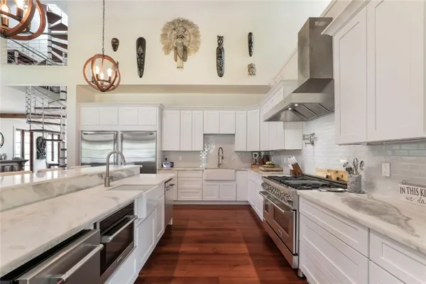$3,000,000 | 115 Holly Street, Mandeville, LA 70448