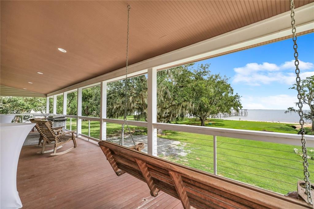 115 Holly Street Mandeville, LA 70448 - Photo 16 of 60