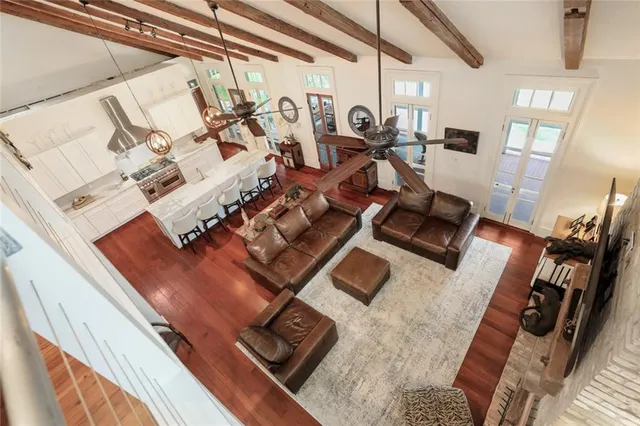 $3,000,000 | 115 Holly Street, Mandeville, LA 70448