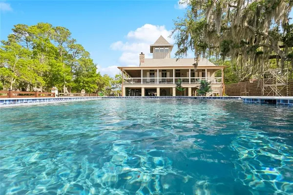 $3,000,000 | 115 Holly Street, Mandeville, LA 70448