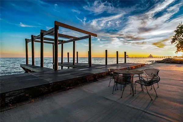 $3,000,000 | 115 Holly Street, Mandeville, LA 70448