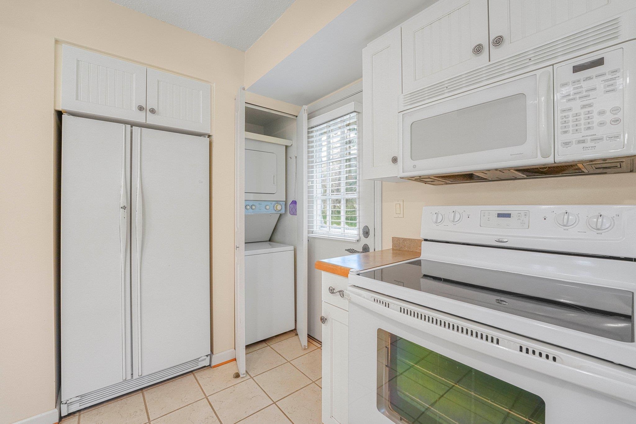 34 Mathison Road South, Unit 4 Traverse City, MI 49686 - Photo 11 of 50