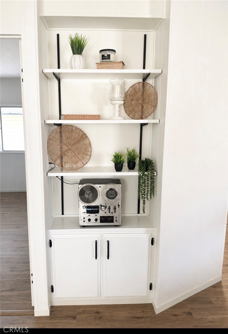 9391 California Avenue, Unit 109 Riverside, CA 92503 - Photo 14 of 24 Built In Shelving