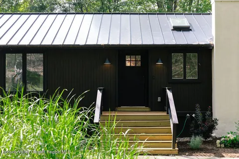 a view of outdoor space