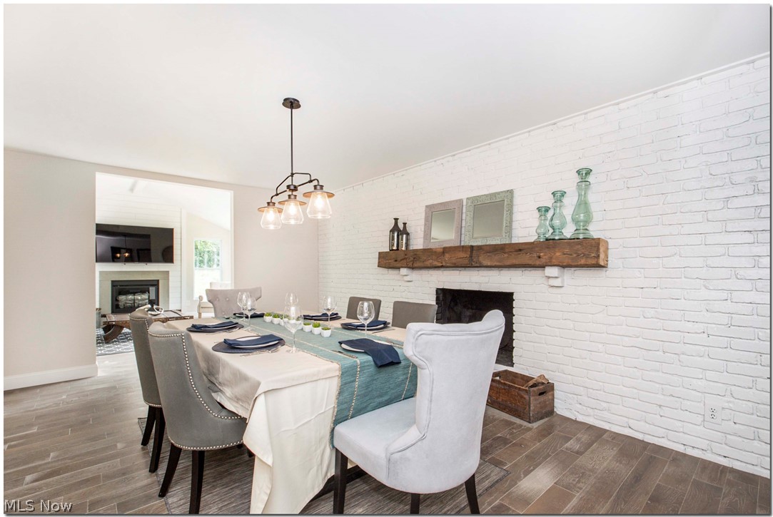 7911 Valley View Road Hudson, OH 44236 - Photo 9 of 35 dining room