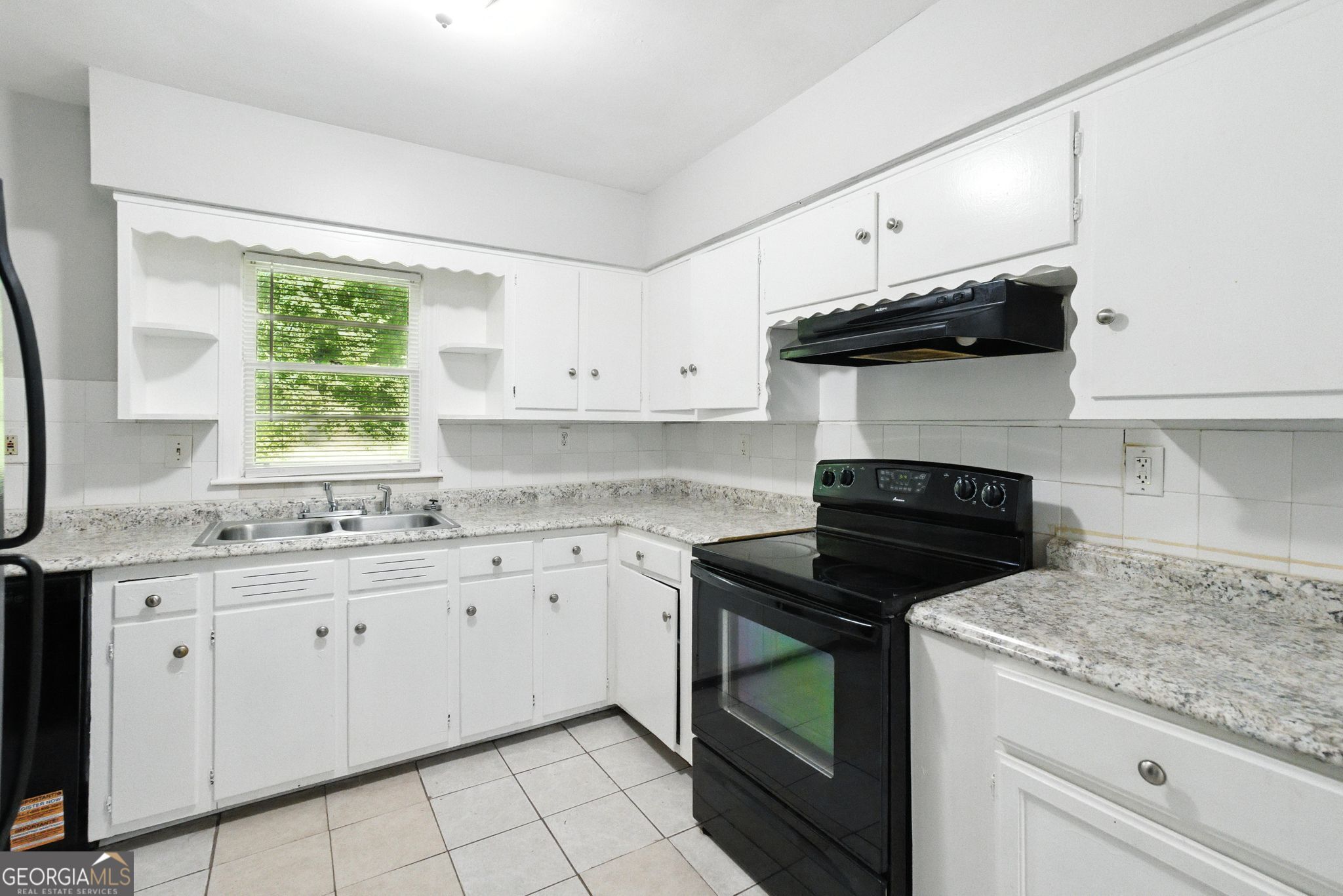 2370 Farley Street East Point, GA 30344 - Photo 13 of 35