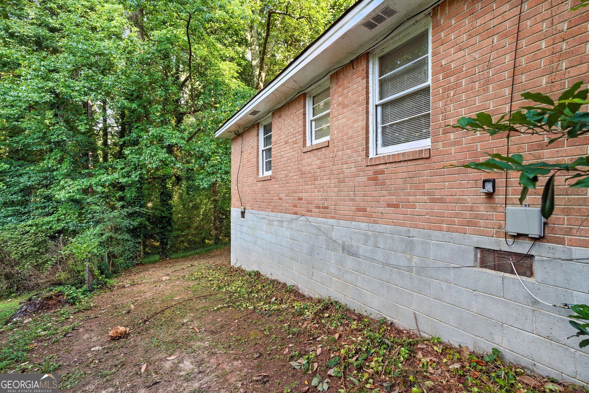 2370 Farley Street East Point, GA 30344 - Photo 27 of 35