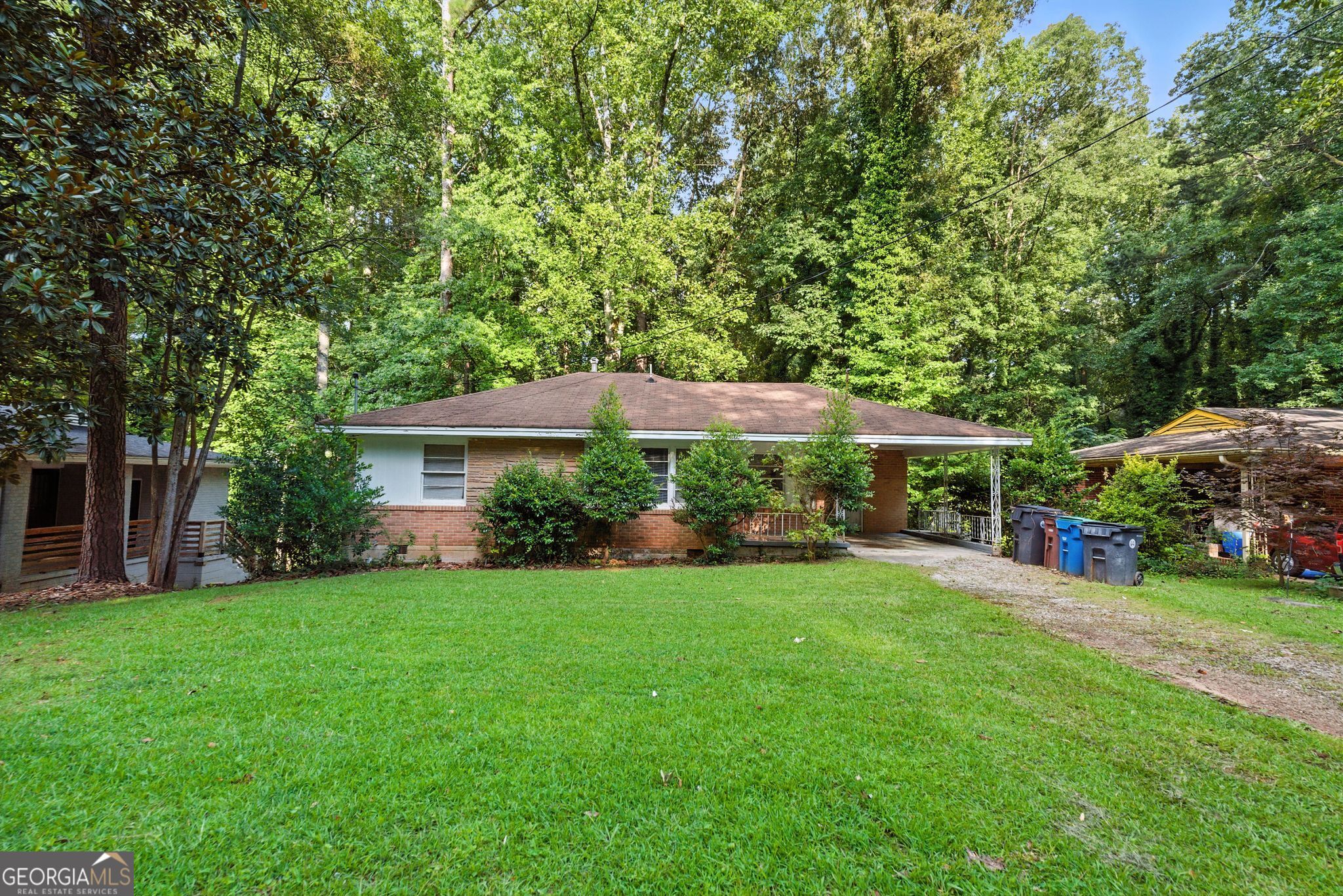 2370 Farley Street East Point, GA 30344 - Photo 4 of 35