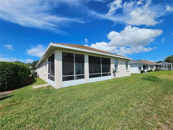 $2,300 | 17817 Southeast 115th Court, Summerfield, FL 34491