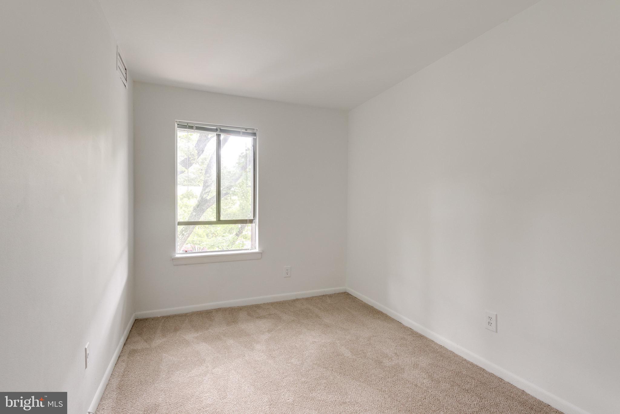 11629 Stoneview Square, Unit 22C Reston, VA 20191 - Photo 14 of 26 Gallery Image 14