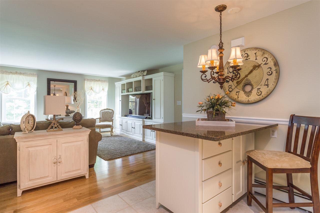 27 Elizabeth Road South Berwick, ME 03908 - Photo 13 of 34