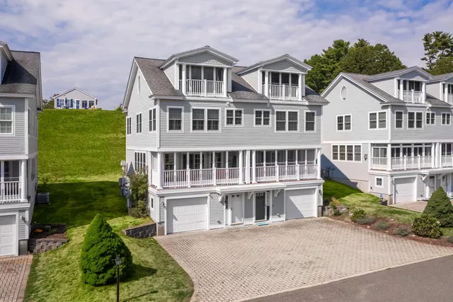 $674,000 | 1413 Post Road, Unit 58, Wells, ME 04090