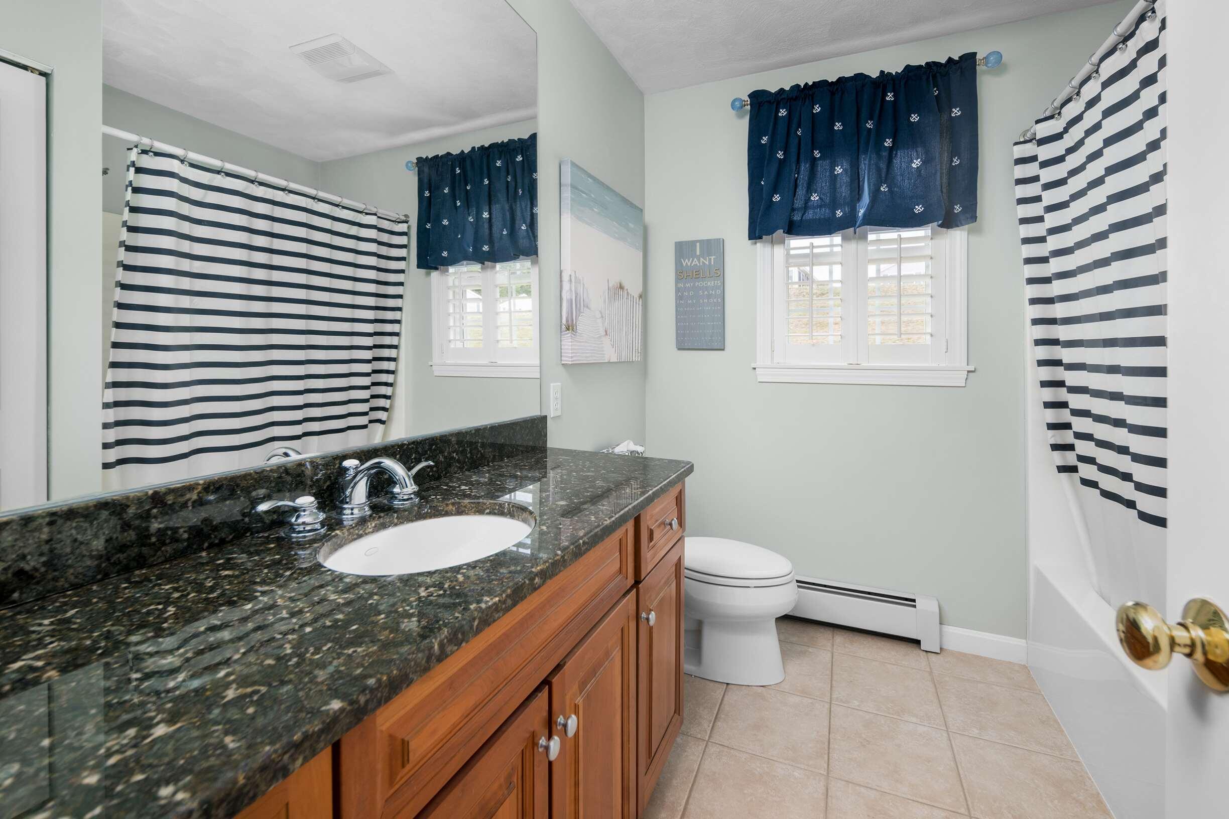 1413 Post Road, Unit 58 Wells, ME 04090 - Photo 18 of 26 Bathroom