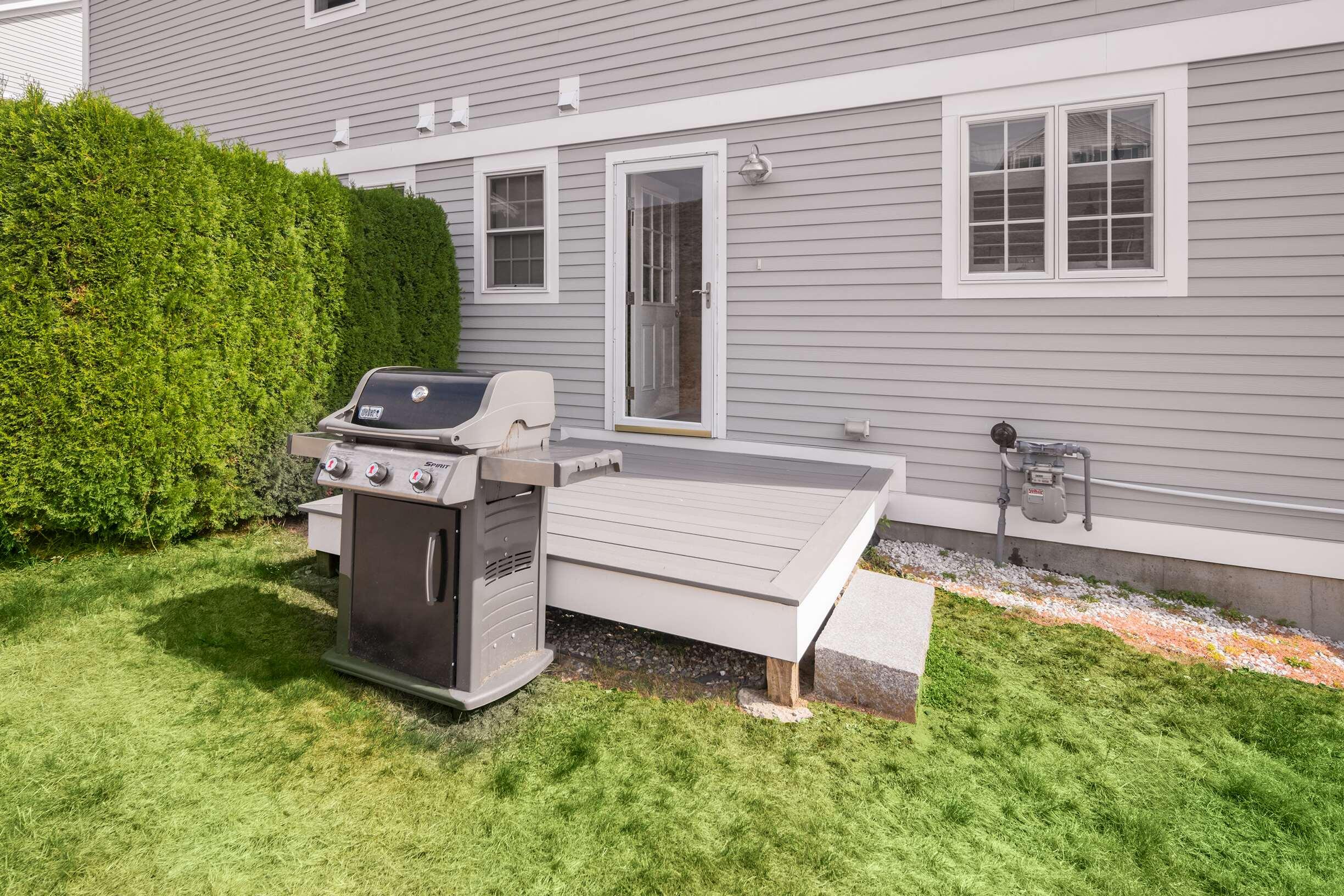 1413 Post Road, Unit 58 Wells, ME 04090 - Photo 8 of 26 Deck