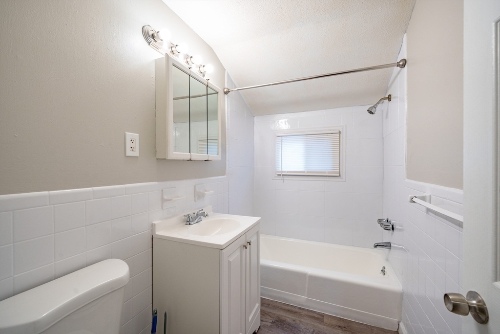 63-65 East Bay Path Terrace Springfield, MA 01109 - Photo 16 of 20 Gallery Image 16
