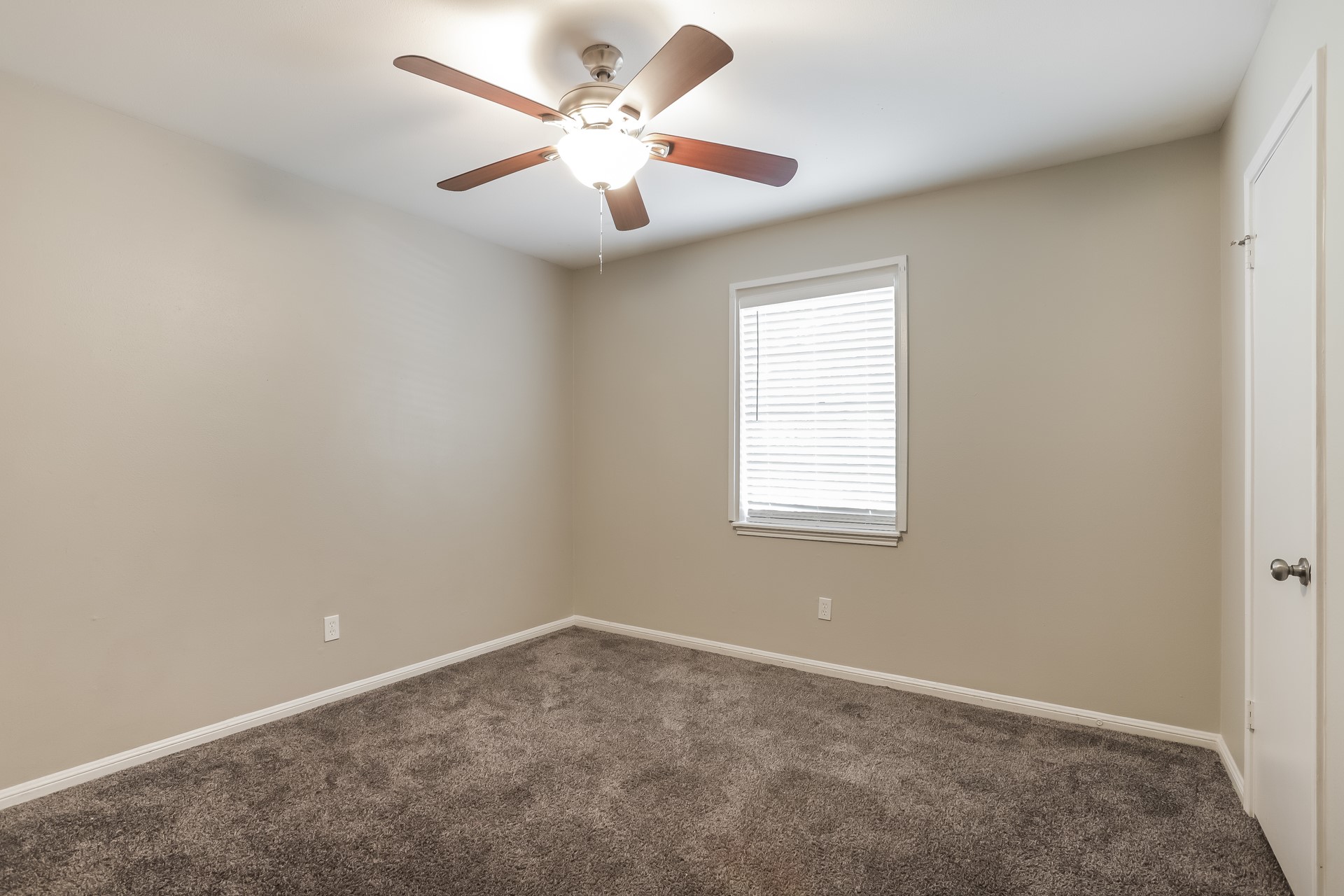 17415 Rustic Pine Trail Houston, TX 77090 - Photo 12 of 15