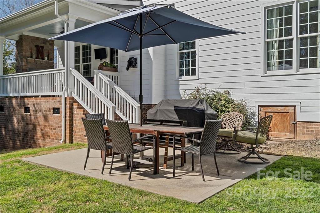 771 Harvest Pointe Drive Fort Mill, SC 29708 - Photo 45 of 48 a view of a house with backyard and sitting area
