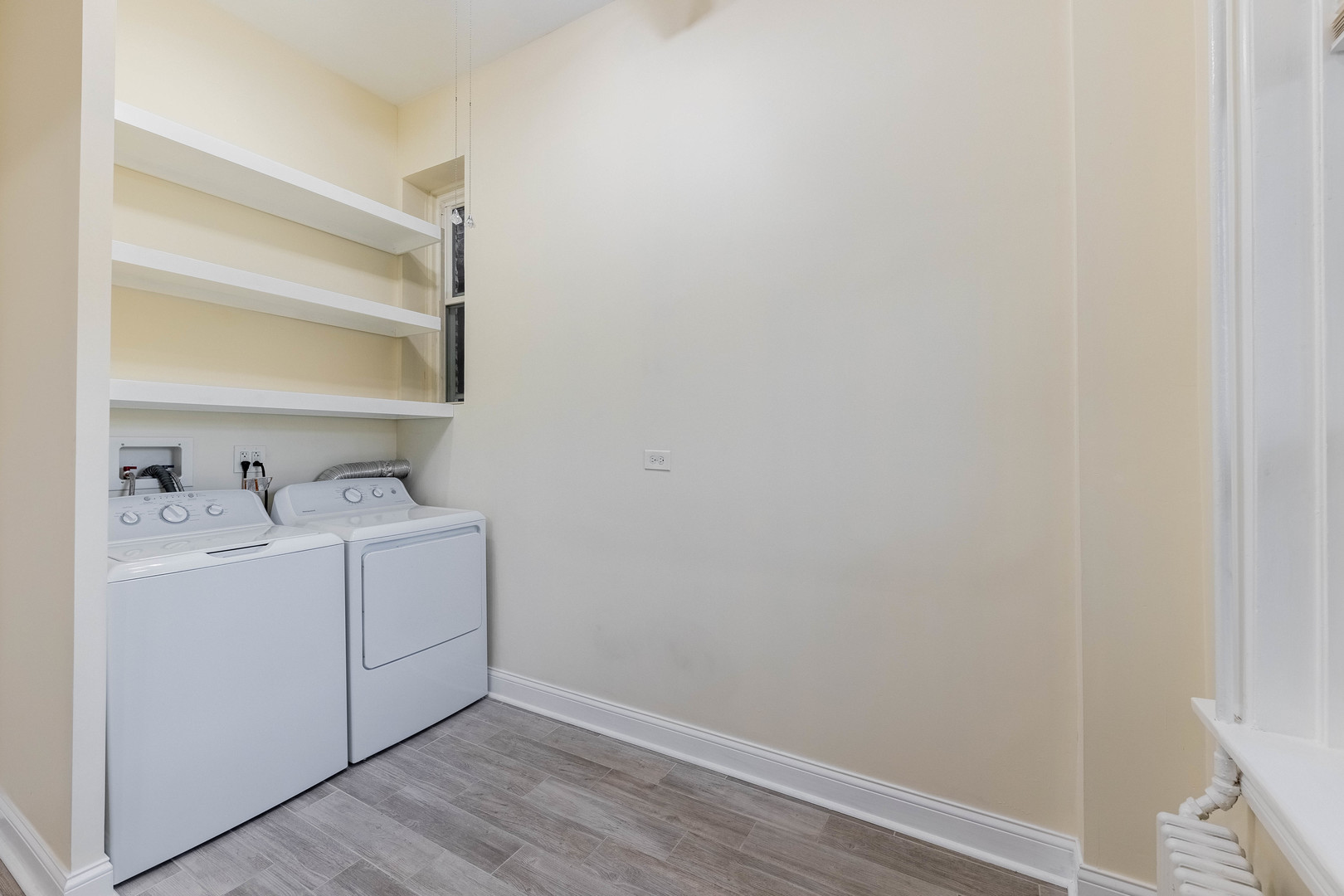 4549 South Wabash Avenue, Unit 1 Chicago, IL 60653 - Photo 31 of 44 a view of utility room with washer and dryer