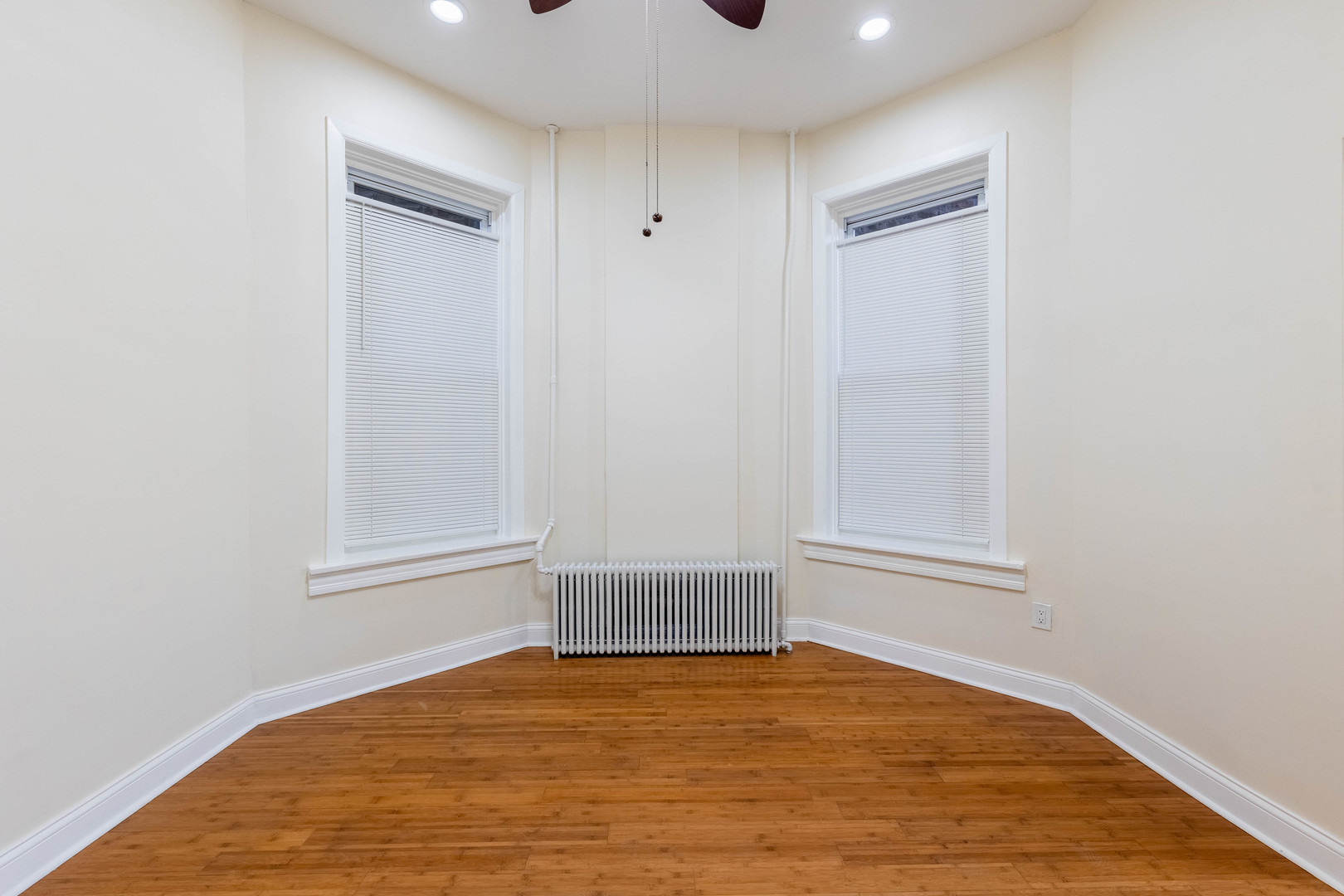 4549 South Wabash Avenue, Unit 1 Chicago, IL 60653 - Photo 10 of 44 wooden floor in an empty room