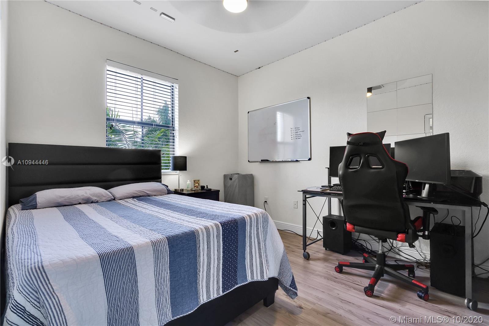 17631 Southwest 153rd Path Miami, FL 33187 - Photo 13 of 14