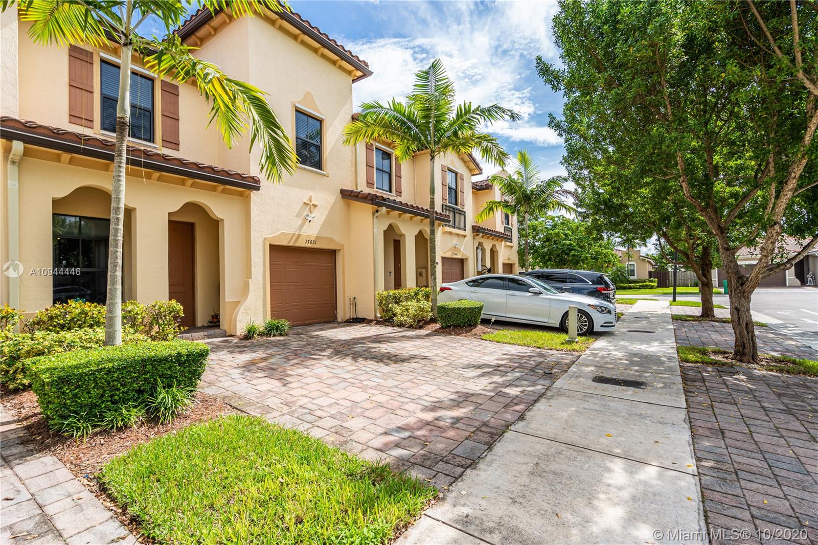 17631 Southwest 153rd Path Miami, FL 33187 - Photo 3 of 14